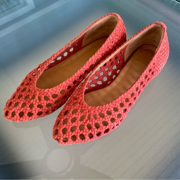 SÉZANE—‘Low Laura’ court shoes. Size 39. Beautiful Rustic Red, braided suede 🌺 - Picture 3 of 16